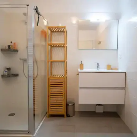 With Mountain Views In Apartment *
