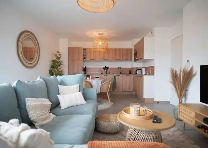 Apartman With Mountain Views In Antibes